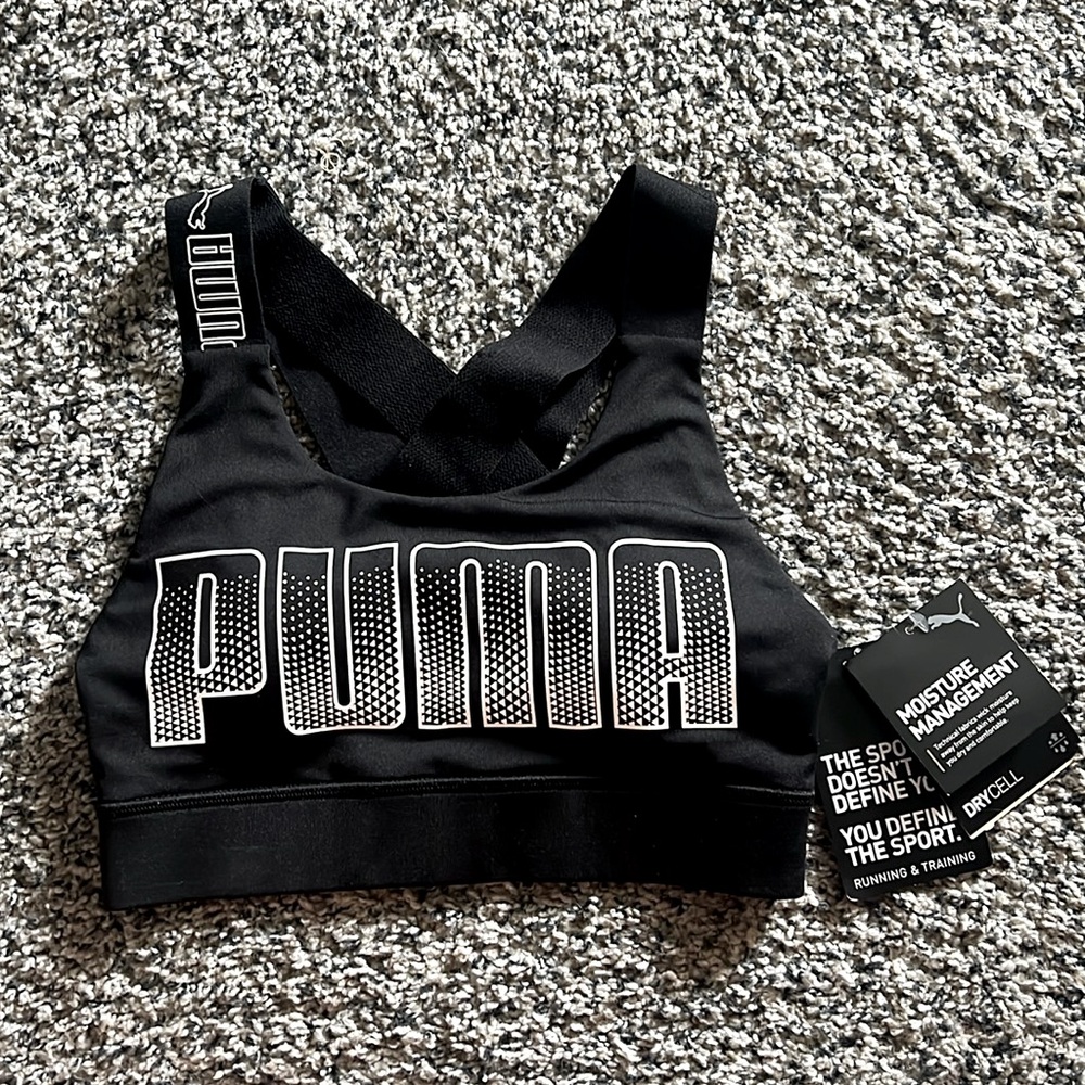 NWT Puma Running & Training Sports Bra Medium Impact Size XS Black Criss Cross